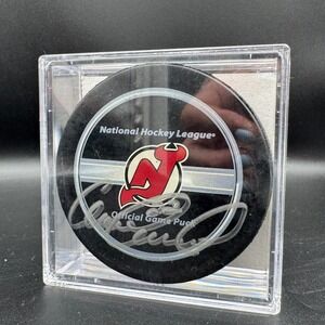 Claude Lemieux Signed New Jersey Devils Official‎ NHL Game Puck COA AJ Sports
